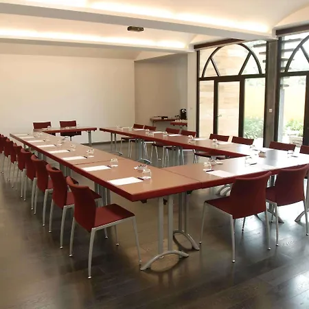 Hotel Western Le Lavarin 4*